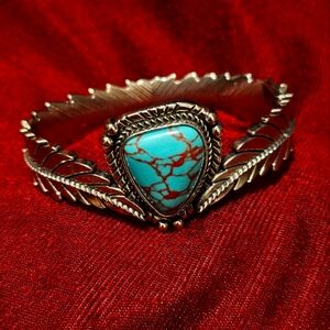 Turquoise Silver Wirst Bangle